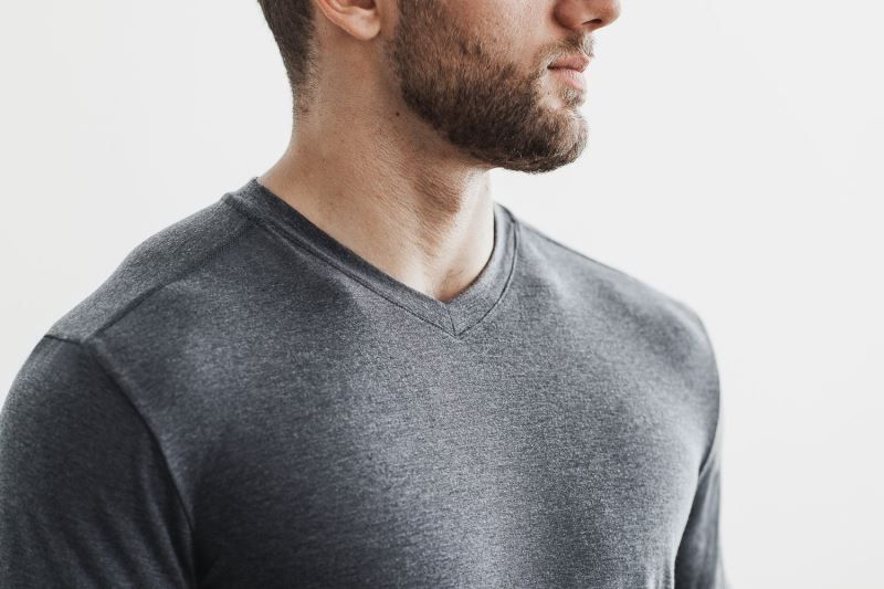 Deep Grey Nobull V-Neck | 01835-ZGBE