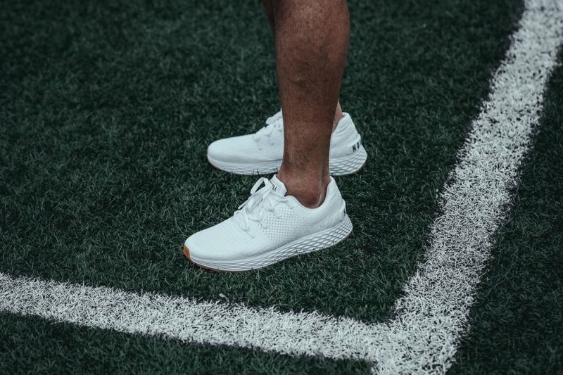 White Nobull | 16903-YNXL